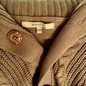 RW and Co sweater